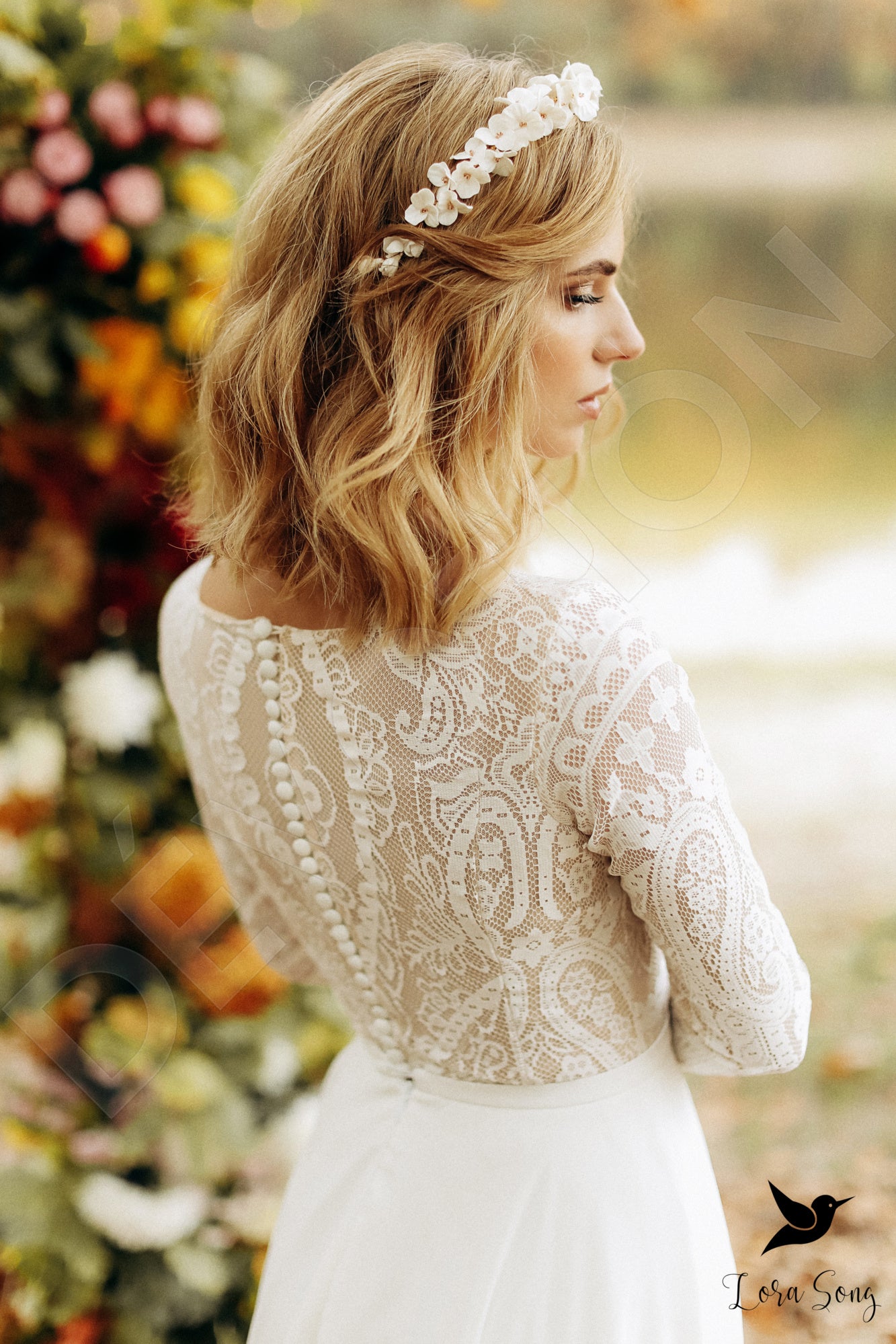 Avery Full back A-line Long sleeve Wedding Dress 3