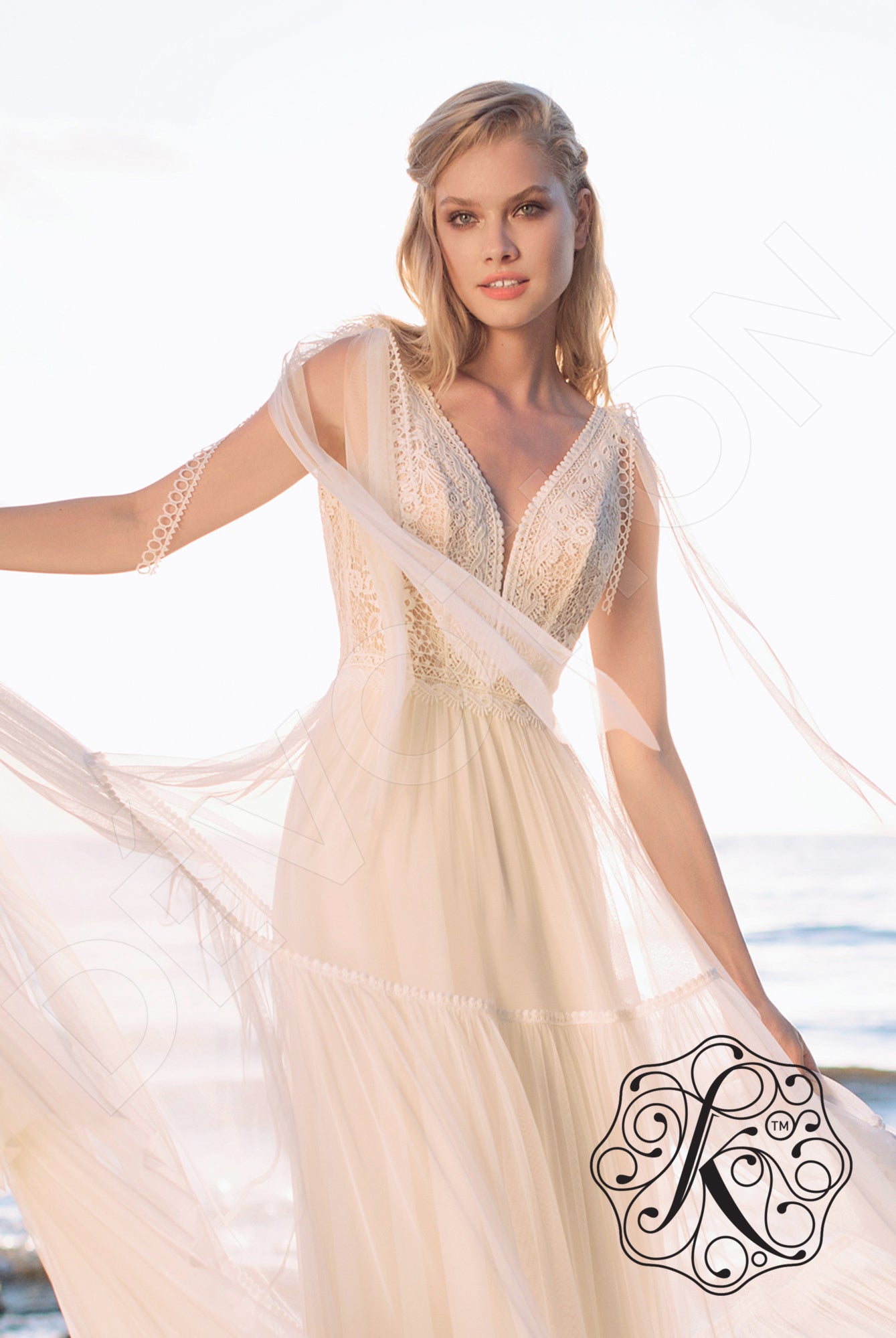 Angelica A-line Deep V-neck Milk Wedding dress