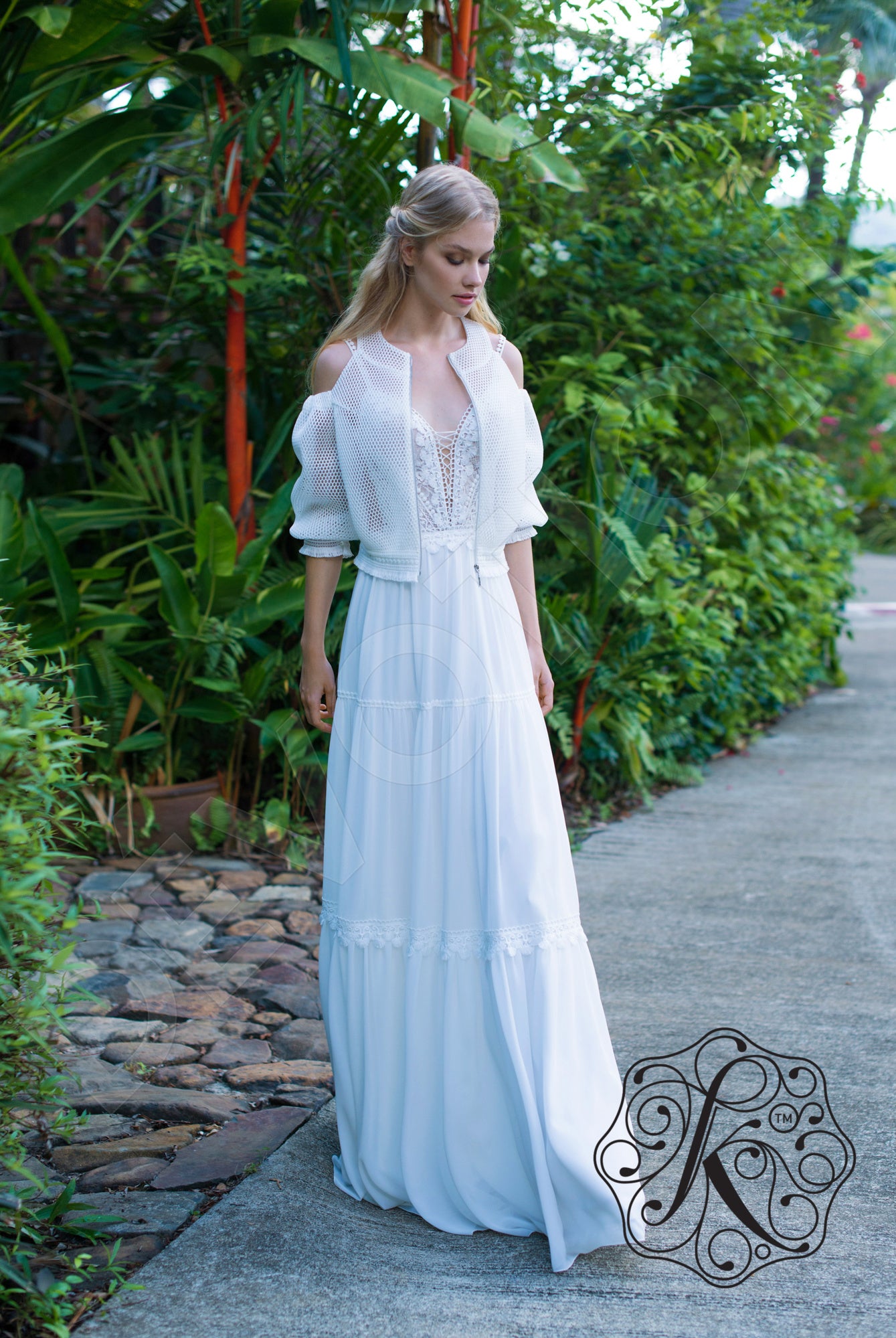 Eos A-line Deep V-neck Milk Wedding dress