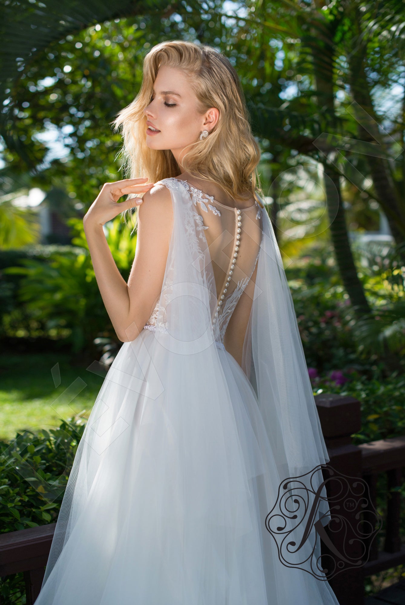 Evria A-line Illusion Milk Wedding dress
