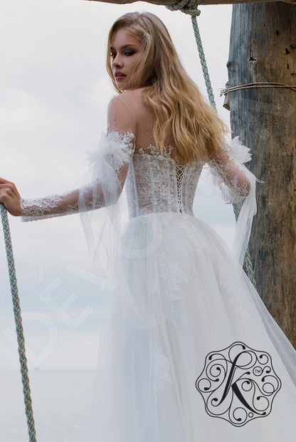 Flamenca Illusion back A-line Long sleeve Wedding Dress 3