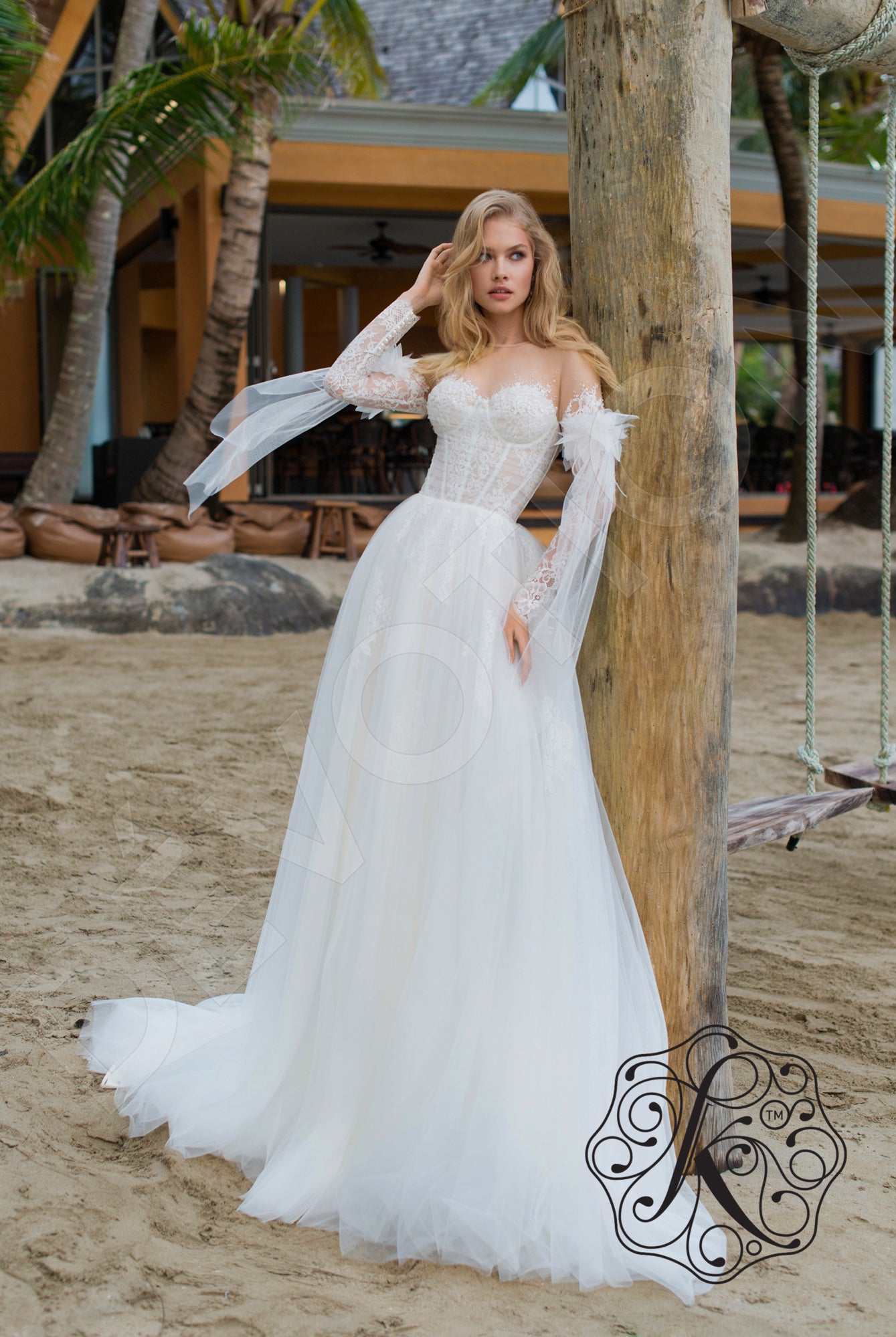 Flamenca A-line Illusion Milk Wedding dress
