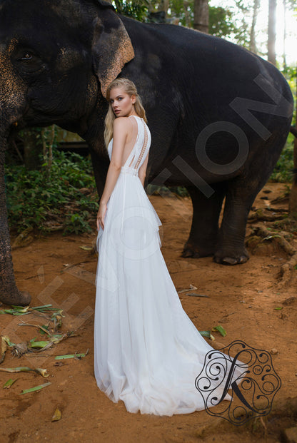 Maru Full back A-line Sleeveless Wedding Dress Back
