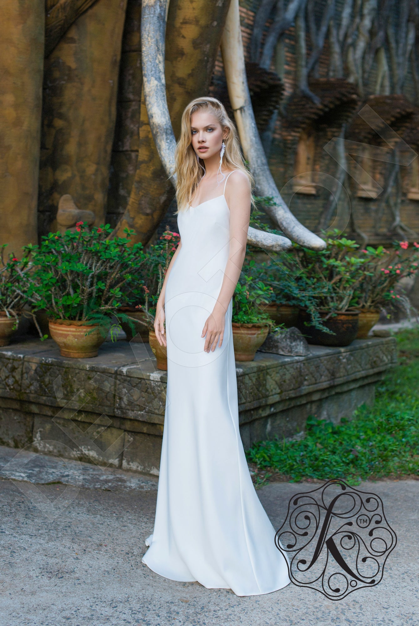 Saphira Open back A-line Straps Wedding Dress 6