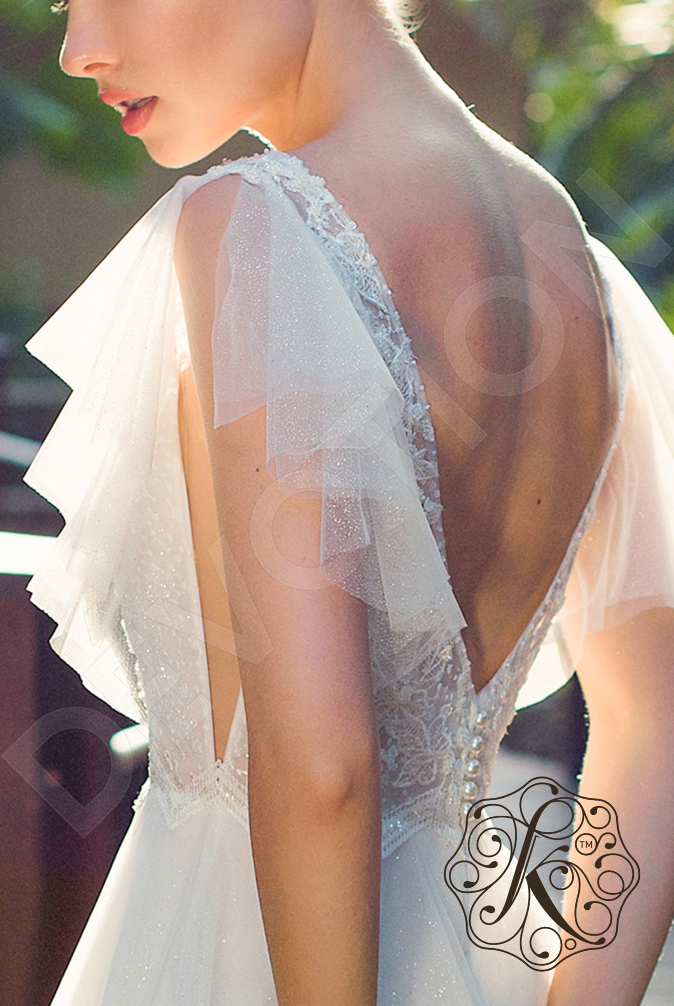 Scarlet A-line Deep V-neck Milk Wedding dress