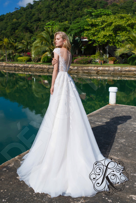 Viorica A-line Boat/Bateau Milk Vanilla Wedding dress