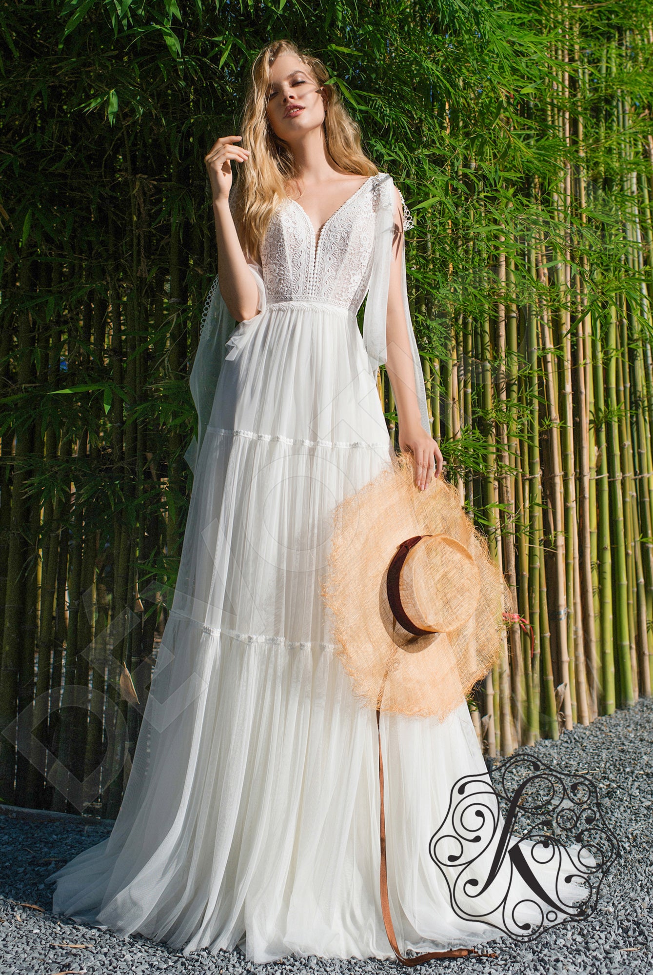 Angelica A-line Deep V-neck Milk Wedding dress
