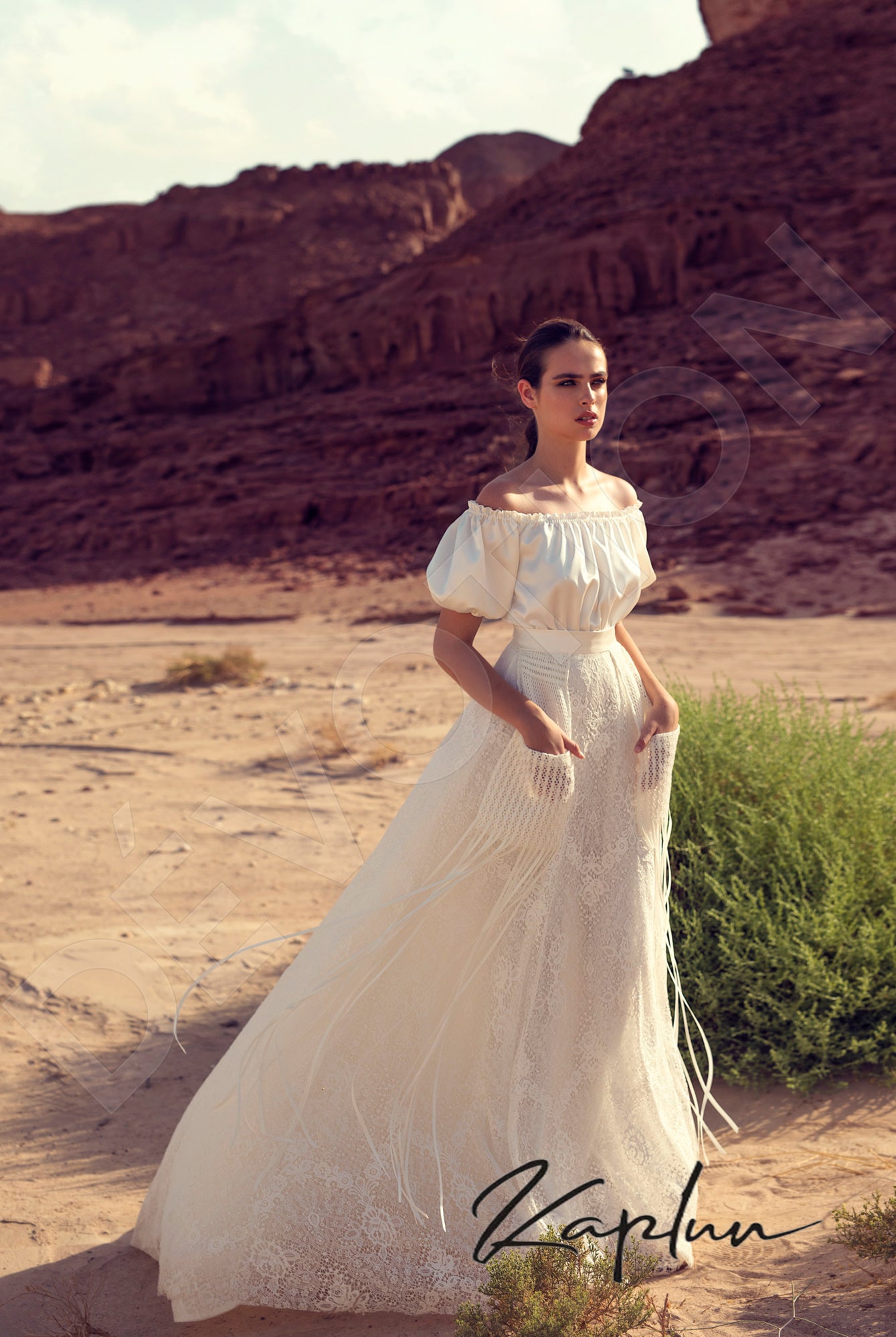 Erfia Open back A-line Short/ Cap sleeve Wedding Dress 4