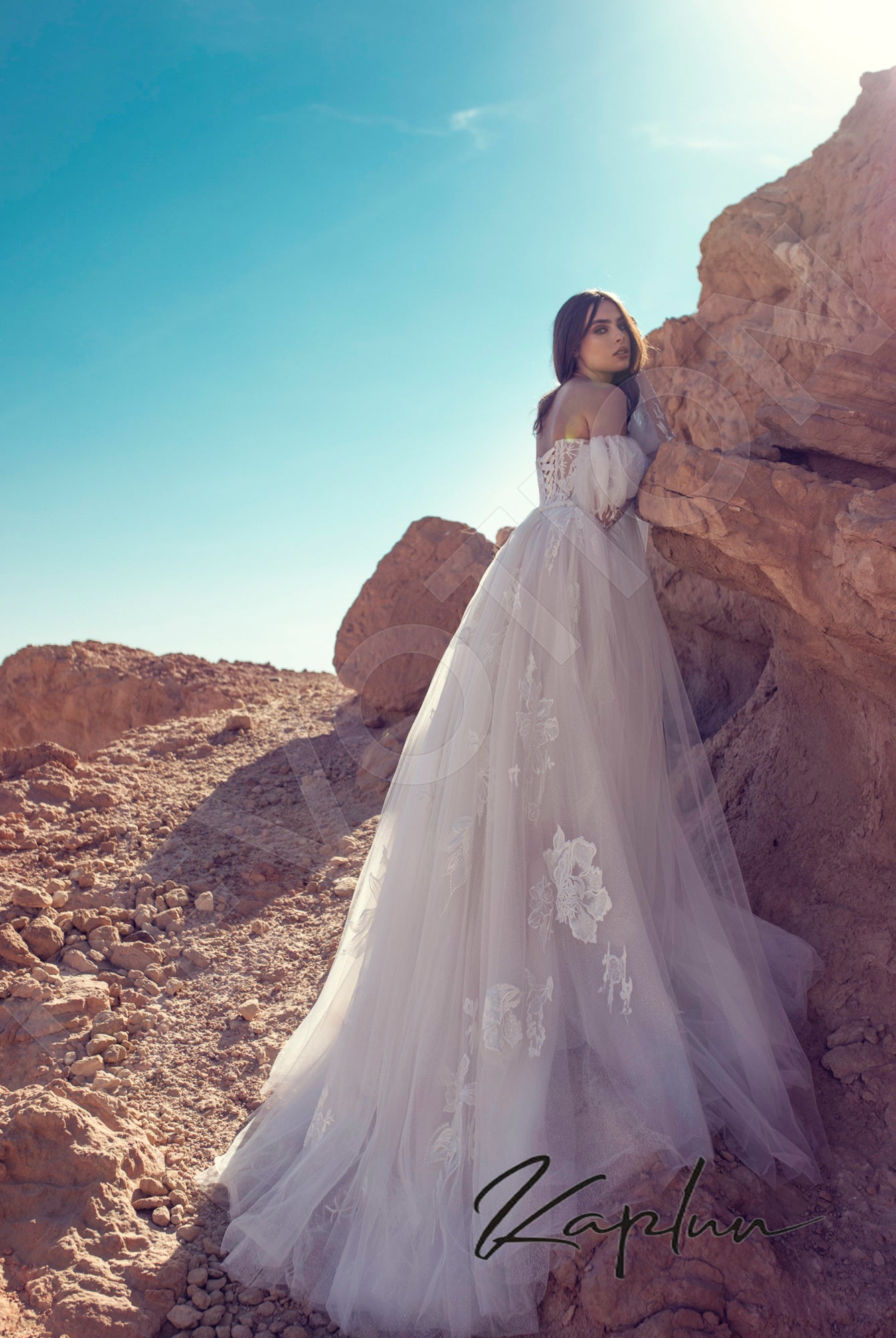Kaya A-line Sweetheart Vanilla Milk Wedding dress