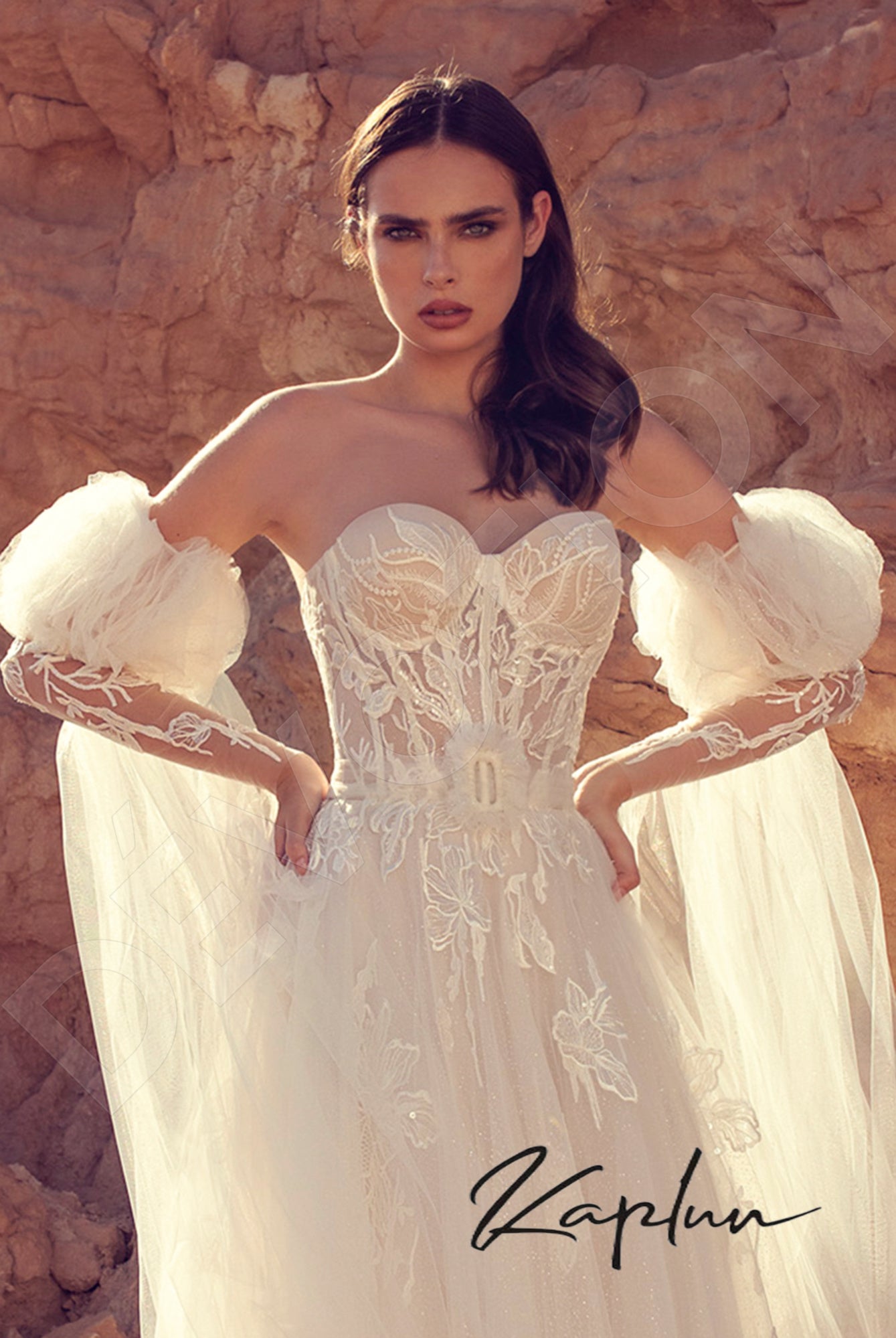 Kaya A-line Sweetheart Vanilla Milk Wedding dress