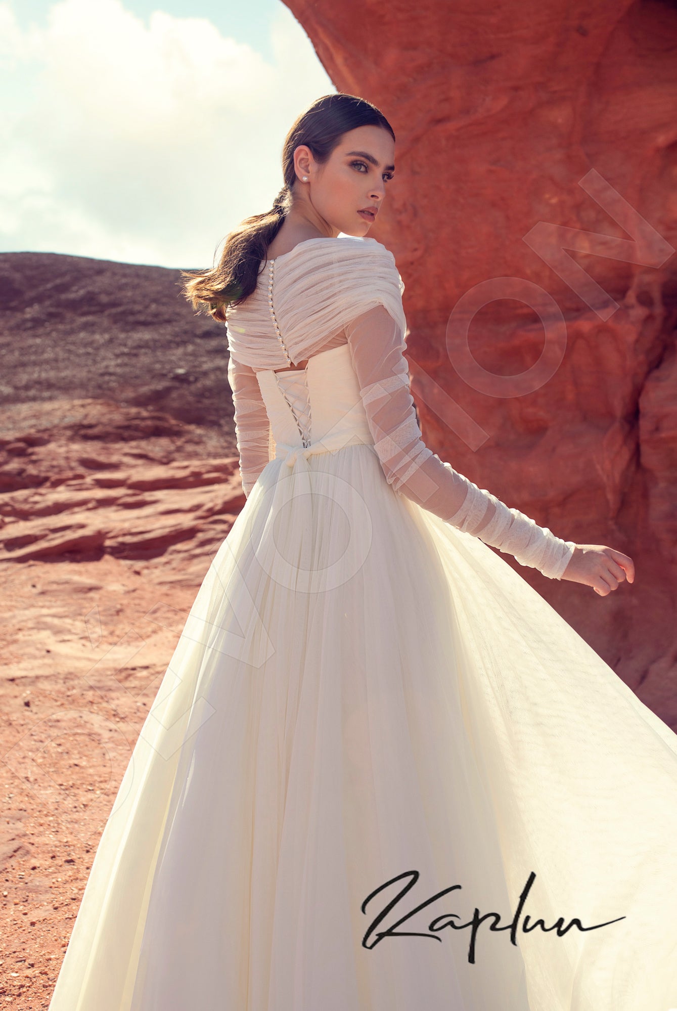 Penelopa A-line Off-shoulder/Drop shoulders Milk Wedding dress