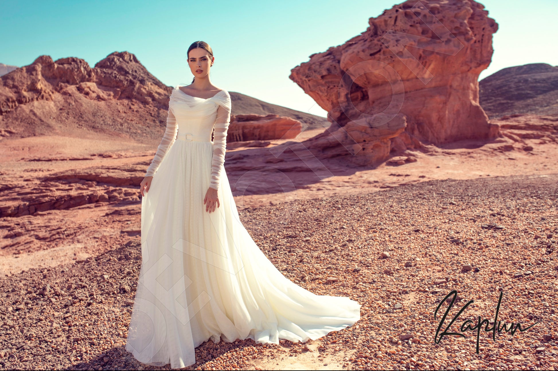 Penelopa A-line Off-shoulder/Drop shoulders Milk Wedding dress