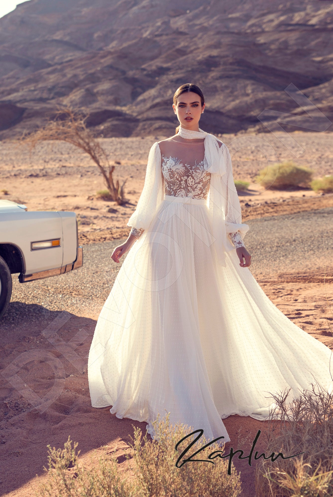 Santa-Lucia Full back A-line Long sleeve Wedding Dress 6