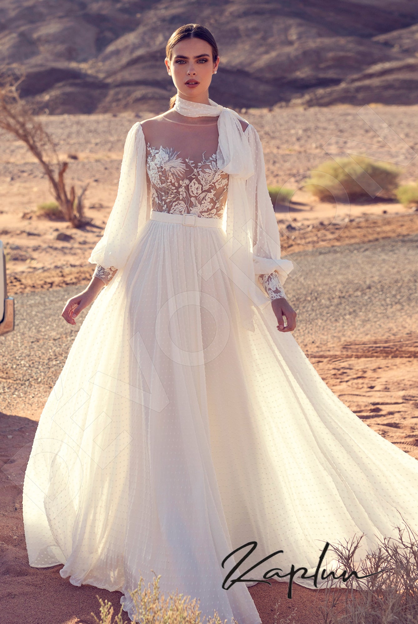 Santa-Lucia Full back A-line Long sleeve Wedding Dress Front