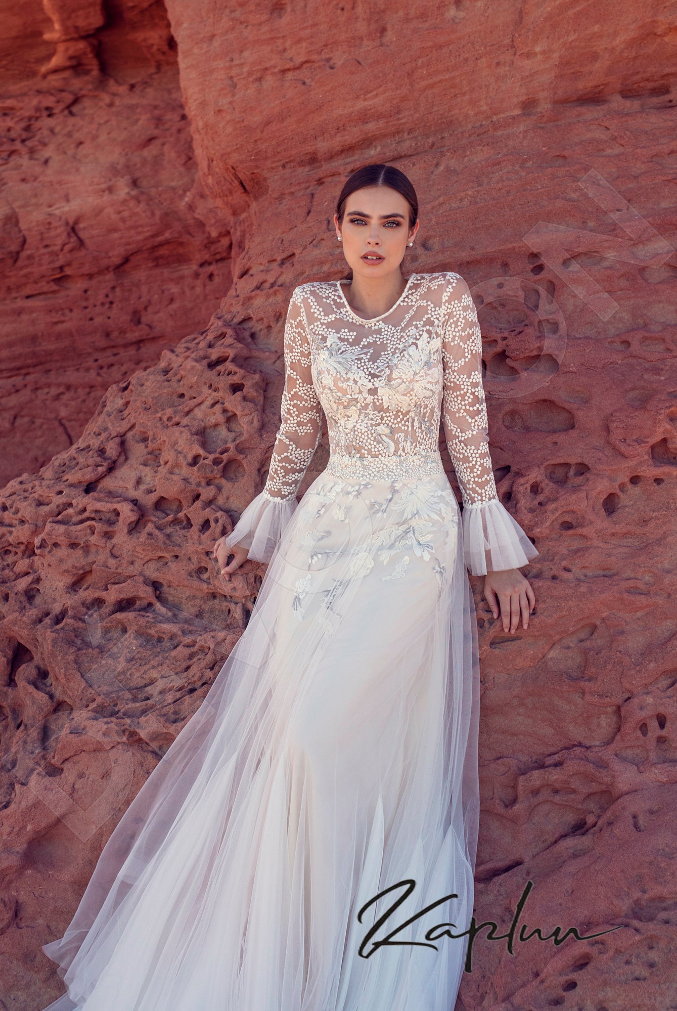 Vivara A-line Jewel Vanilla Milk Wedding dress