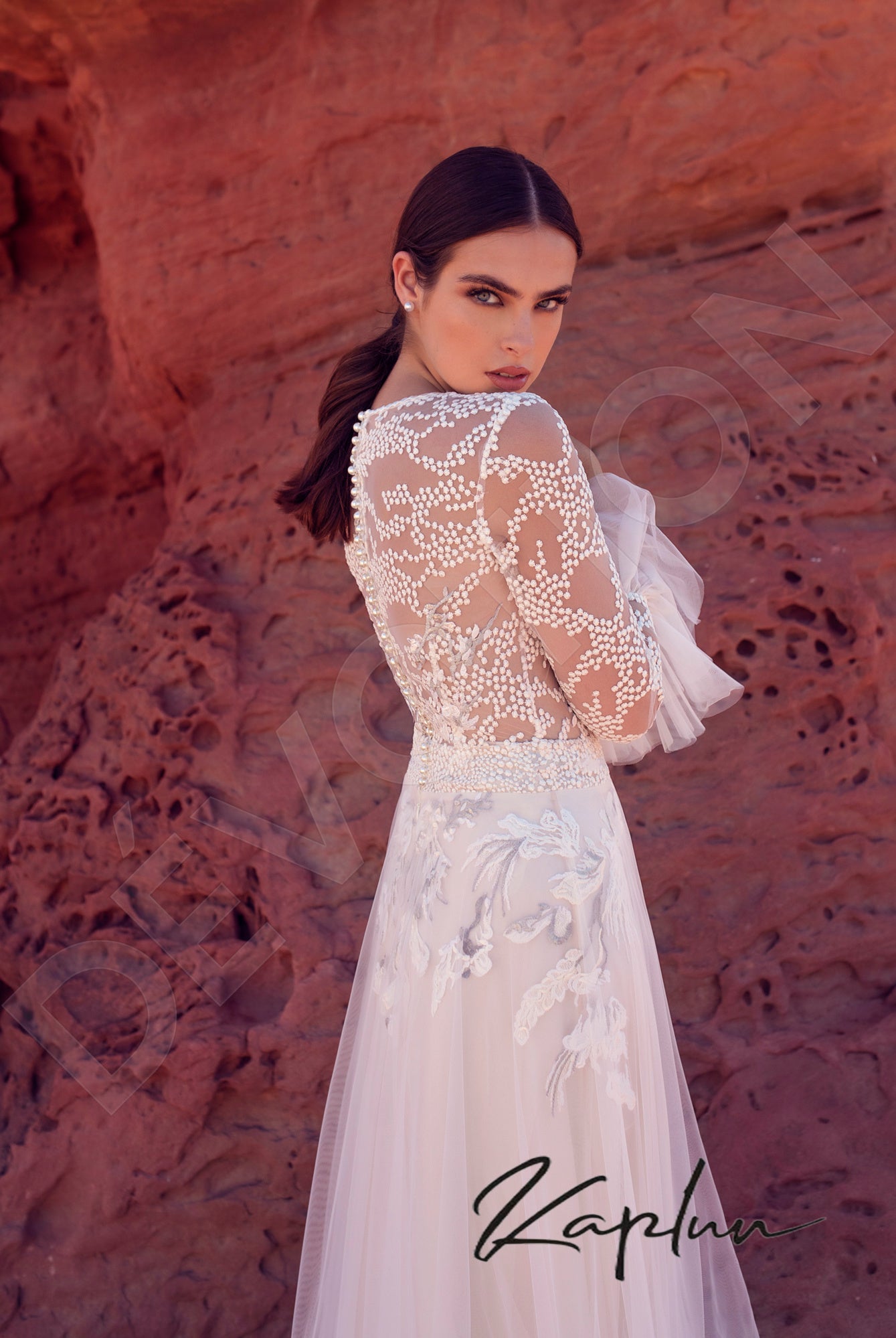Vivara Full back A-line Long sleeve Wedding Dress 5