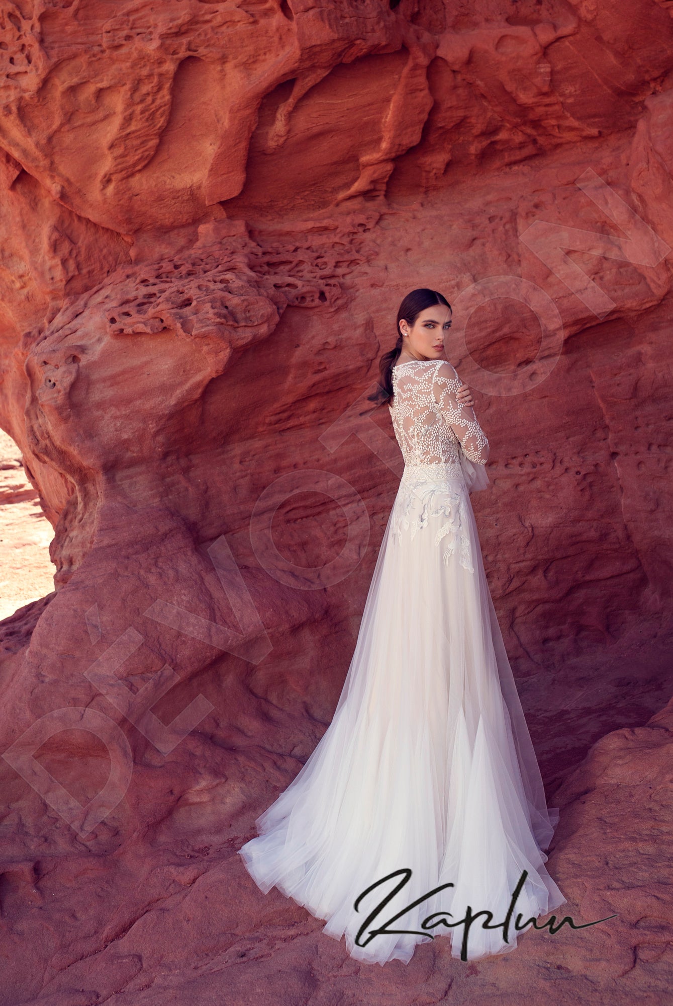 Vivara Full back A-line Long sleeve Wedding Dress Back