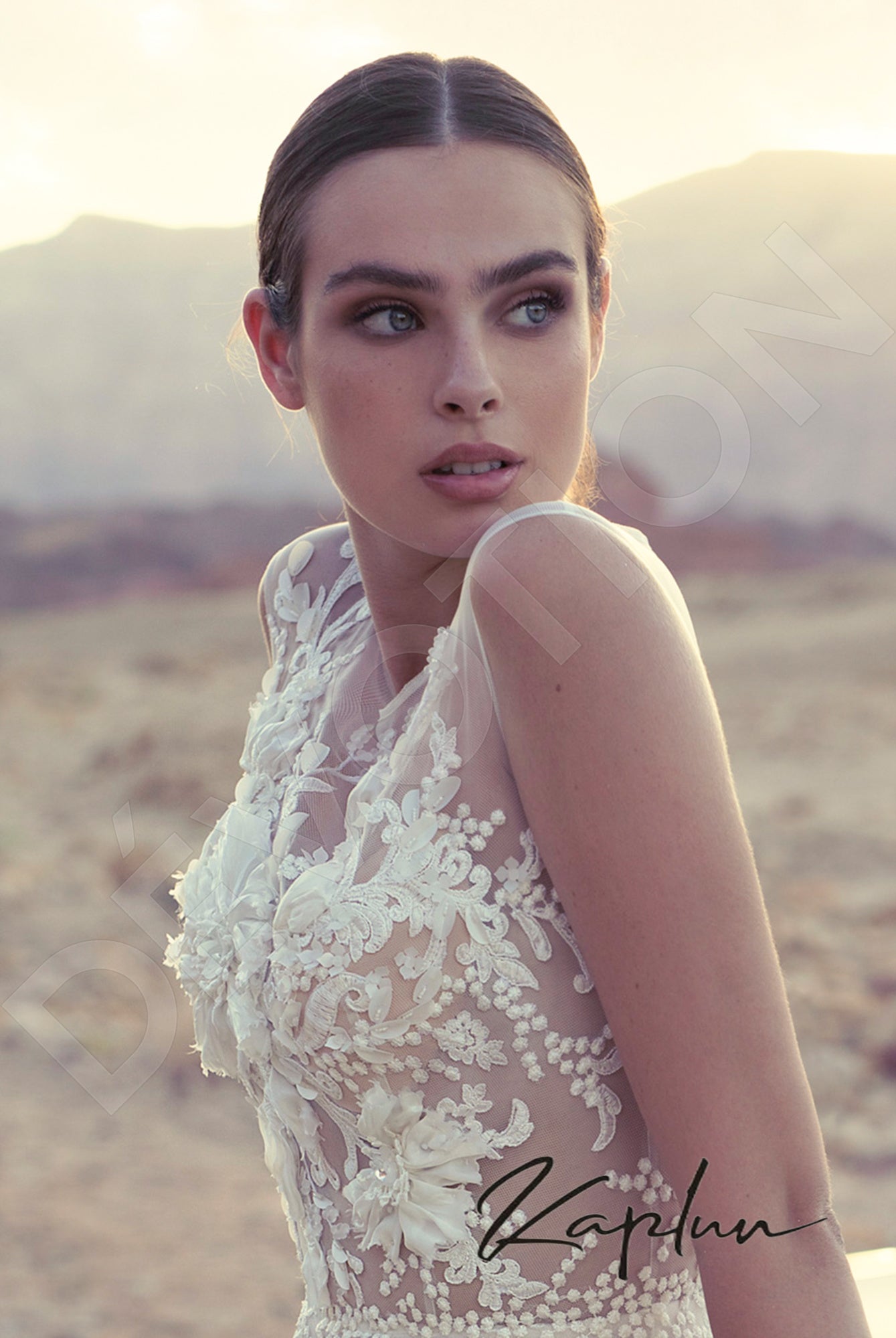 Mariota A-line Jewel Vanilla Milk Wedding dress