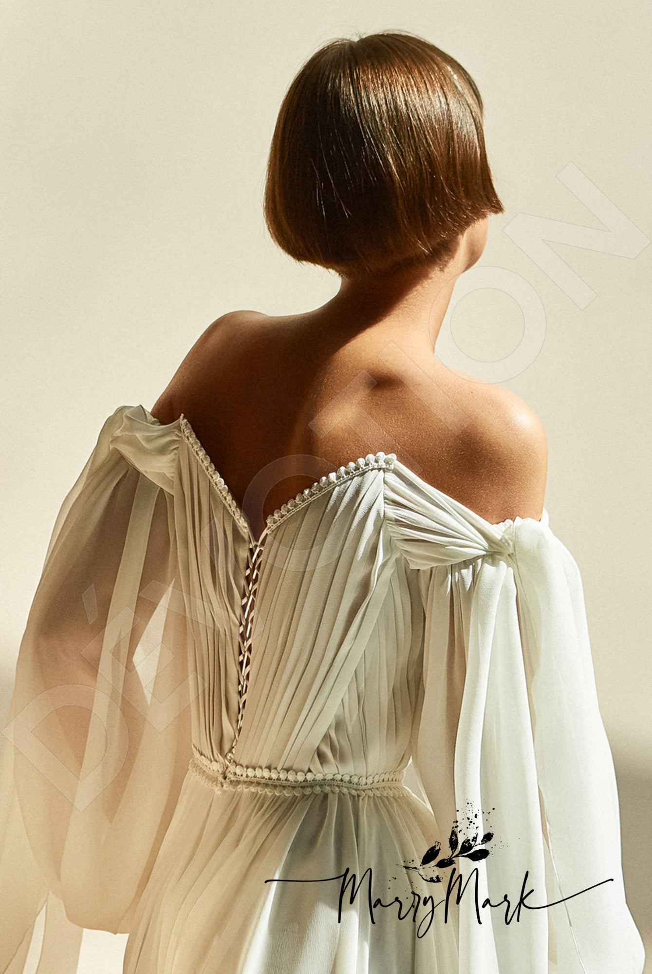 Greiya Open back A-line Detachable sleeves Wedding Dress 8