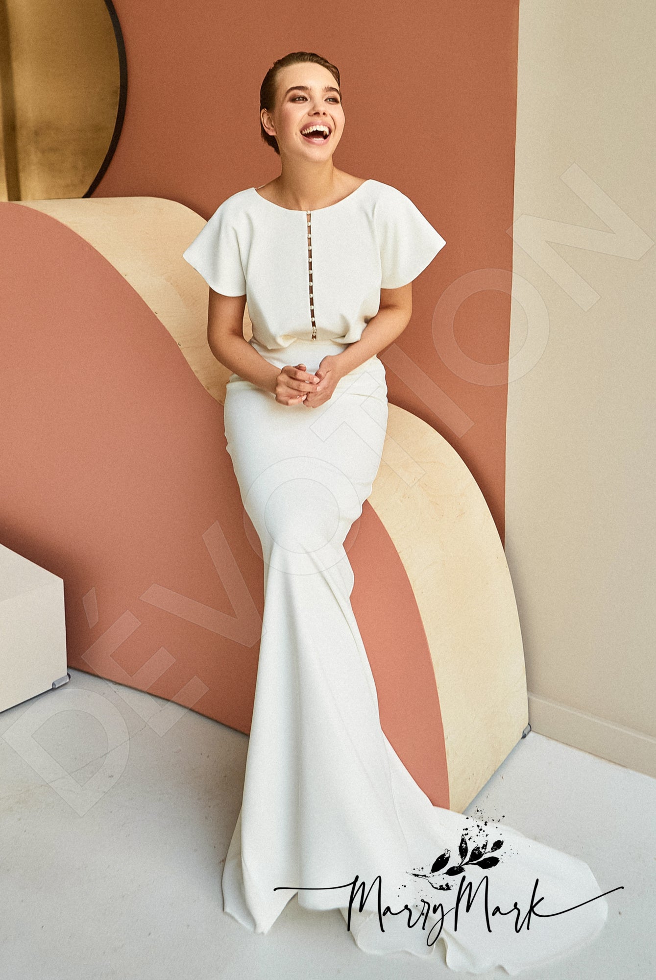 Lakshmi Open back Trumpet/Mermaid Short/ Cap sleeve Wedding Dress Back