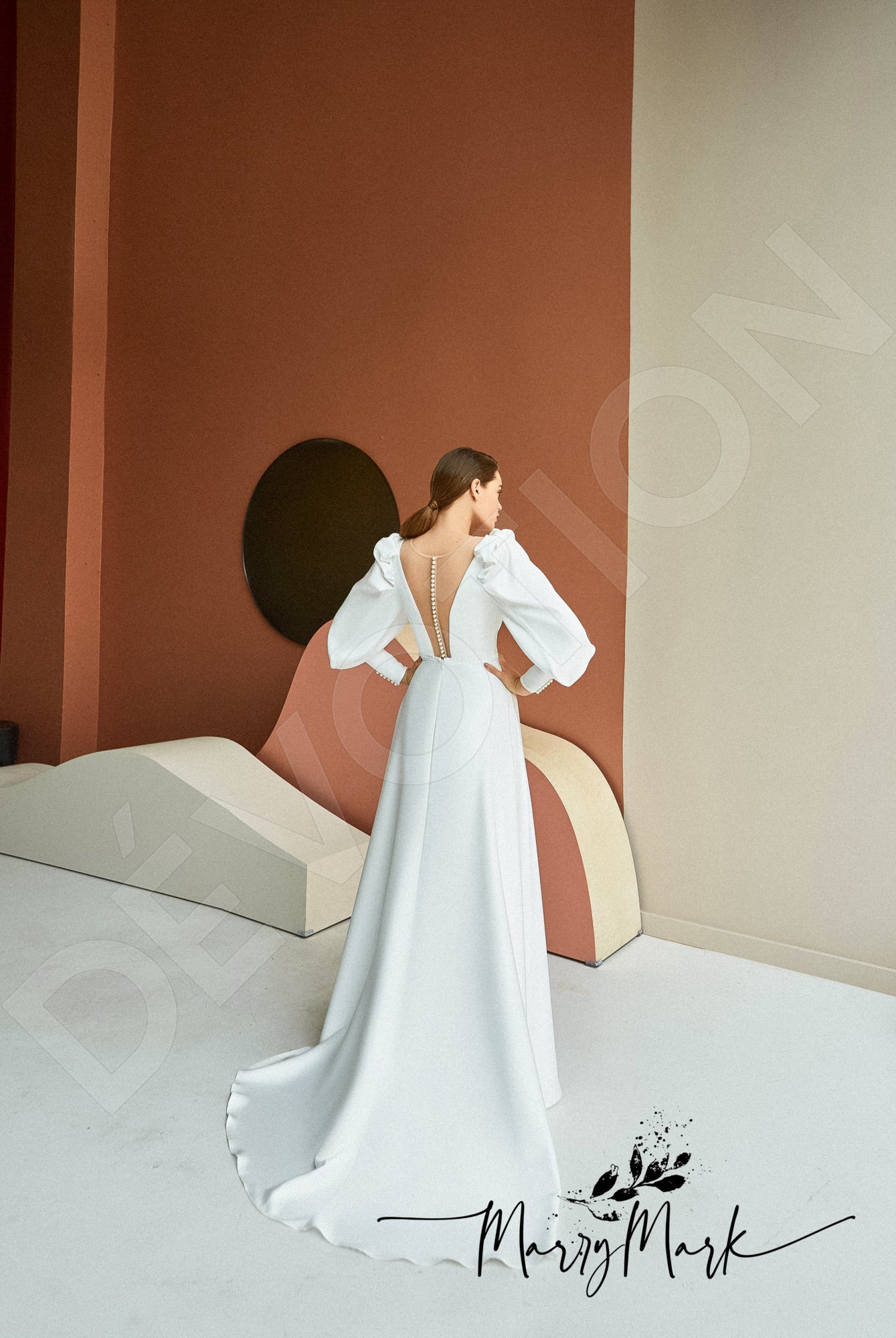 Maltina Full back A-line Long sleeve Wedding Dress Back
