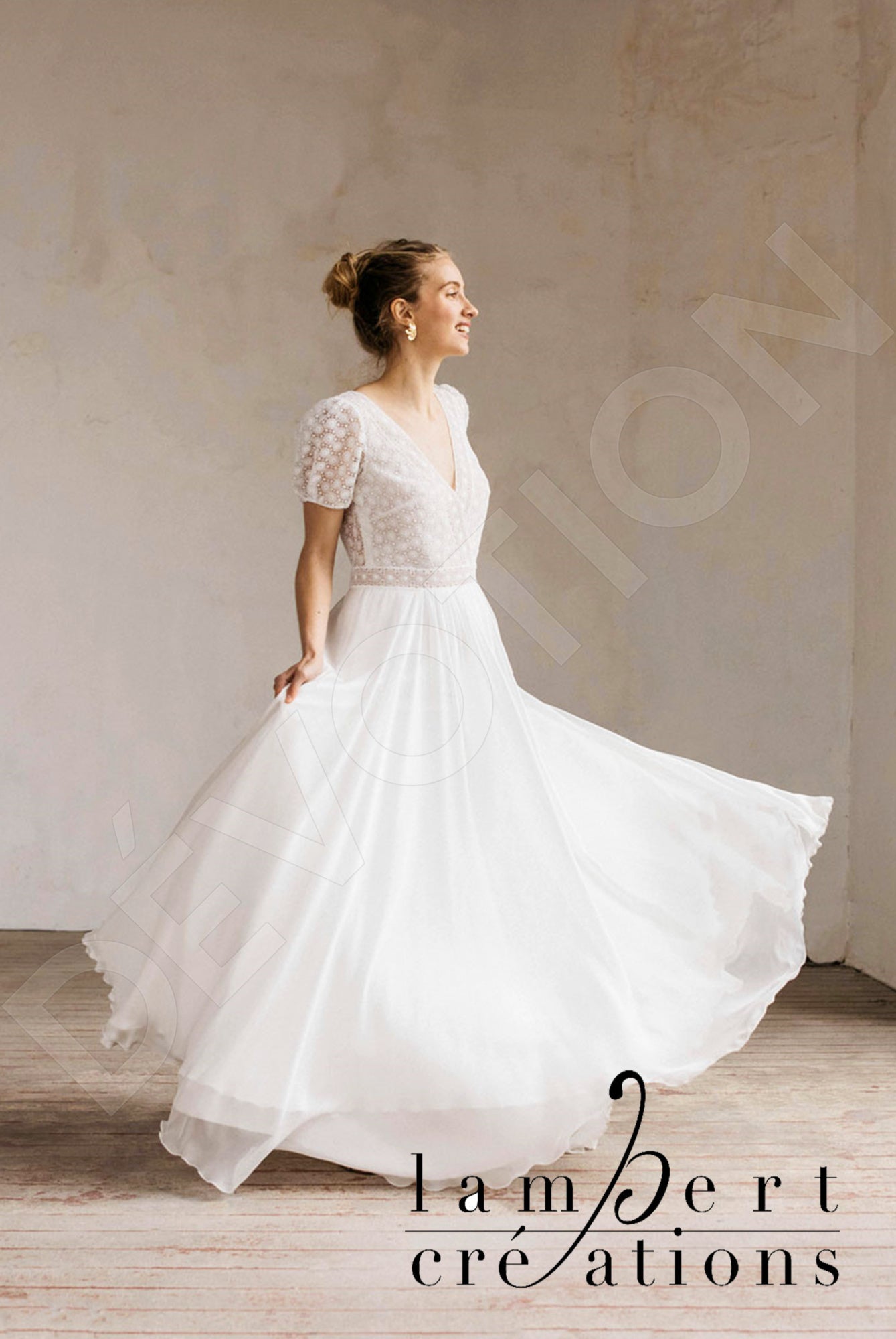 Edelweiss A-line V-neck Ivory Wedding dress