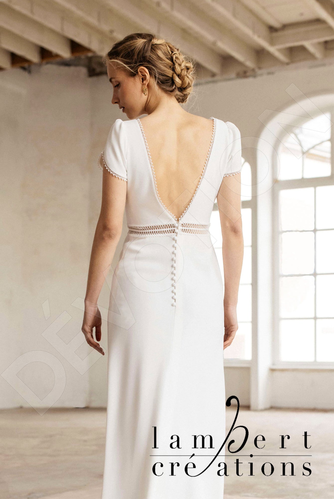 Embruns A-line V-neck Ivory Wedding dress