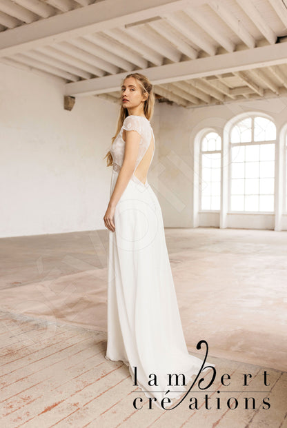 Nymphe Open back A-line Short/ Cap sleeve Wedding Dress Back