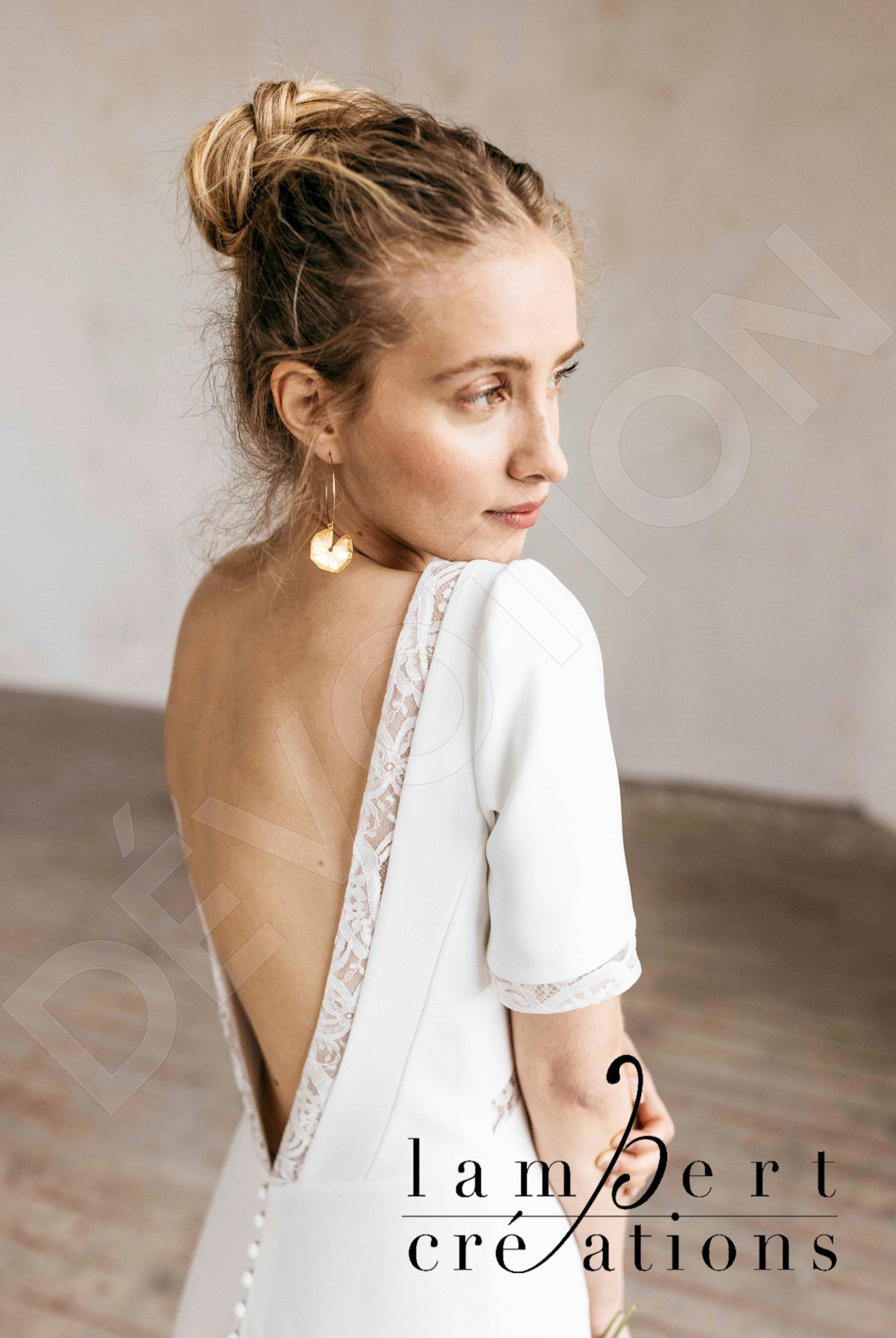 Sierra Open back A-line Short/ Cap sleeve Wedding Dress 3