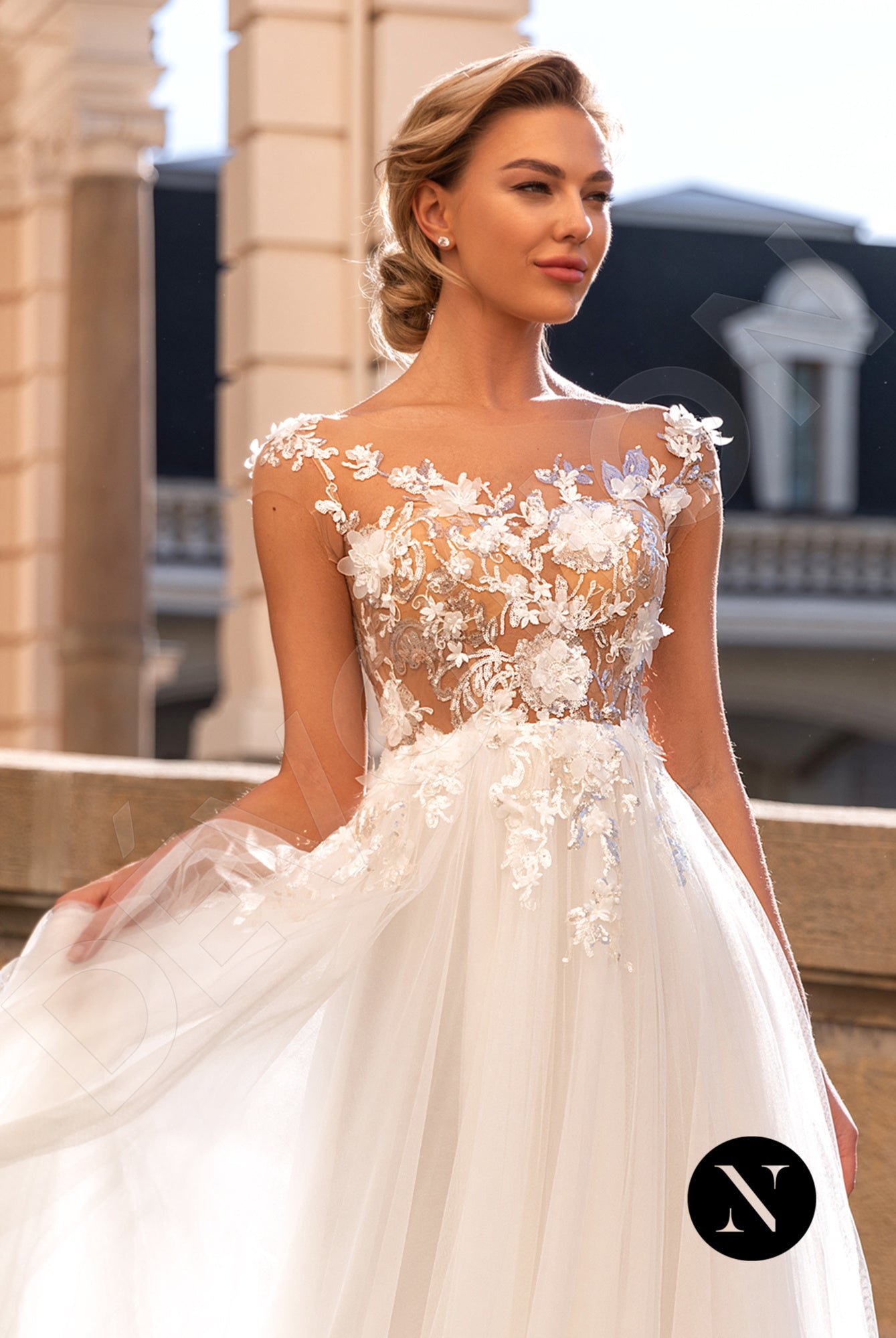 Bijou Full back A-line Short/ Cap sleeve Wedding Dress 2