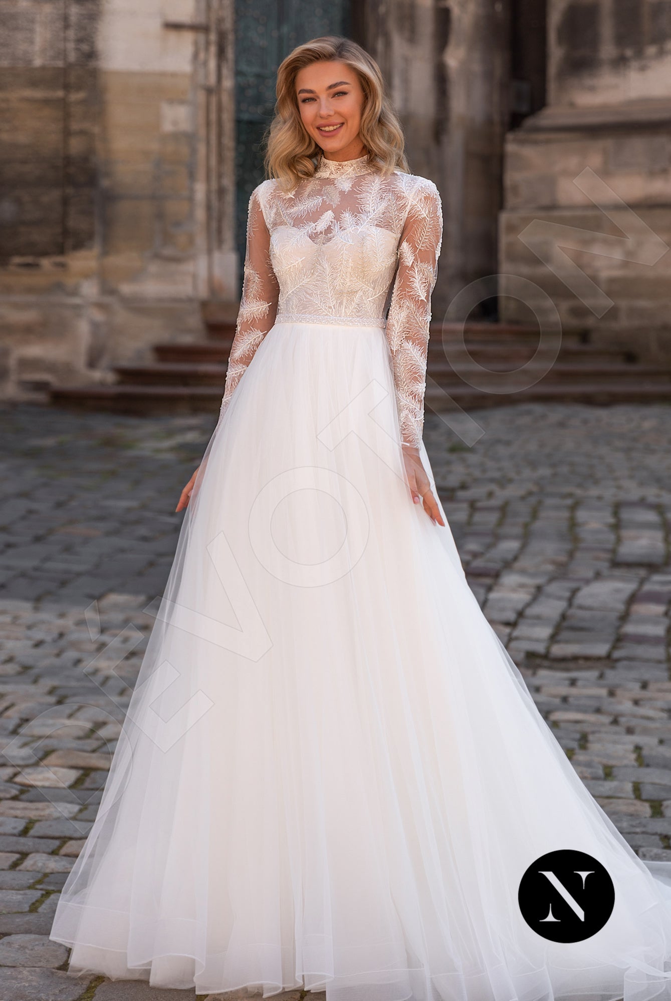 Lilou A-line High neck Milk Wedding dress