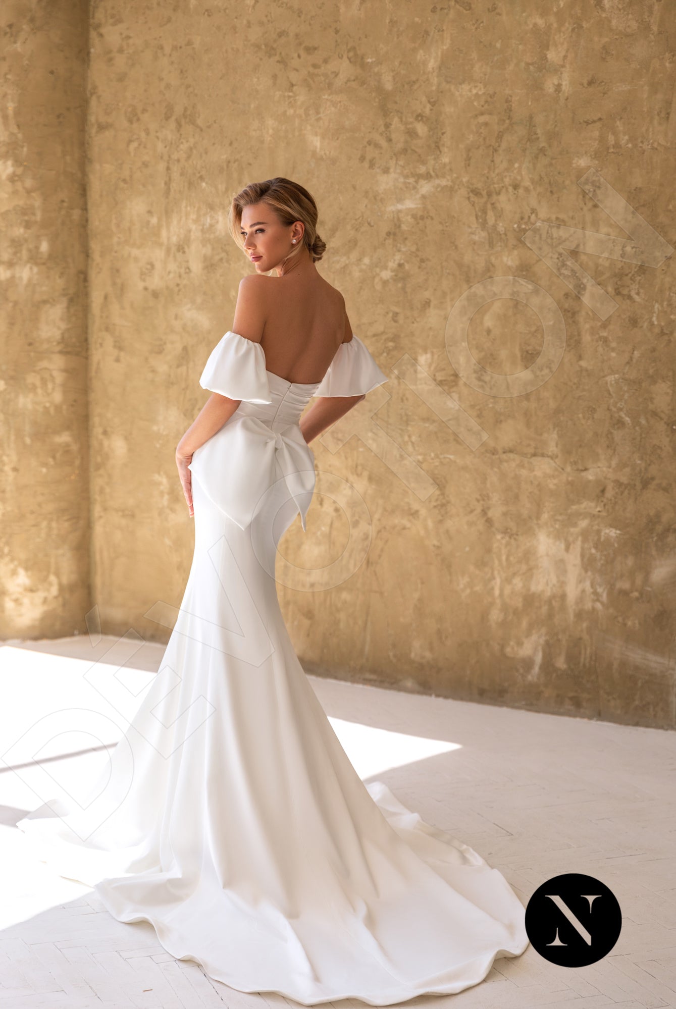 Manon Trumpet/Mermaid Straight across Ivory Wedding dress