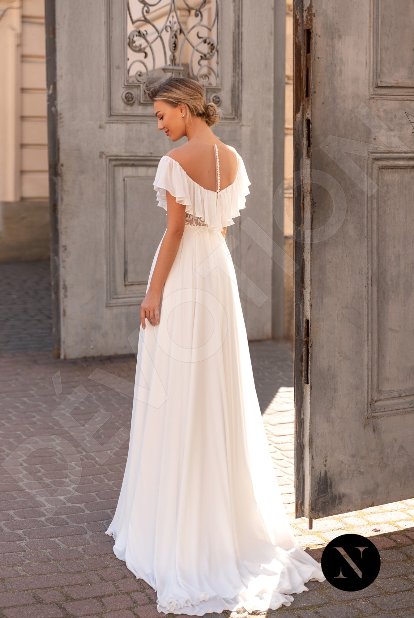 Meline A-line Off-shoulder/Drop shoulders Milk Wedding dress