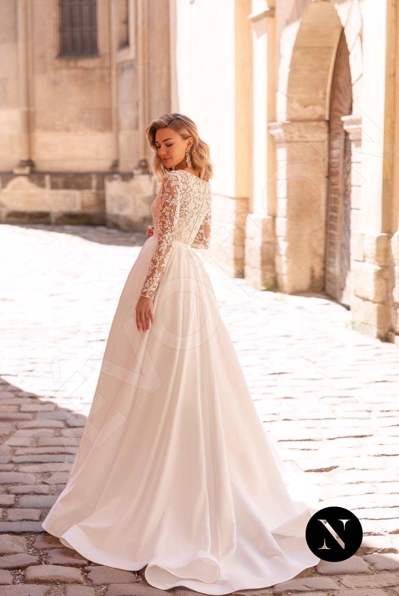 Neva Full back A-line Long sleeve Wedding Dress Back