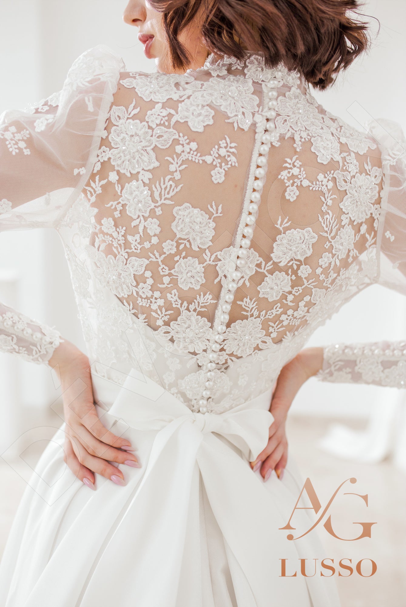 Janessa A-line High neck LightMilk Wedding dress