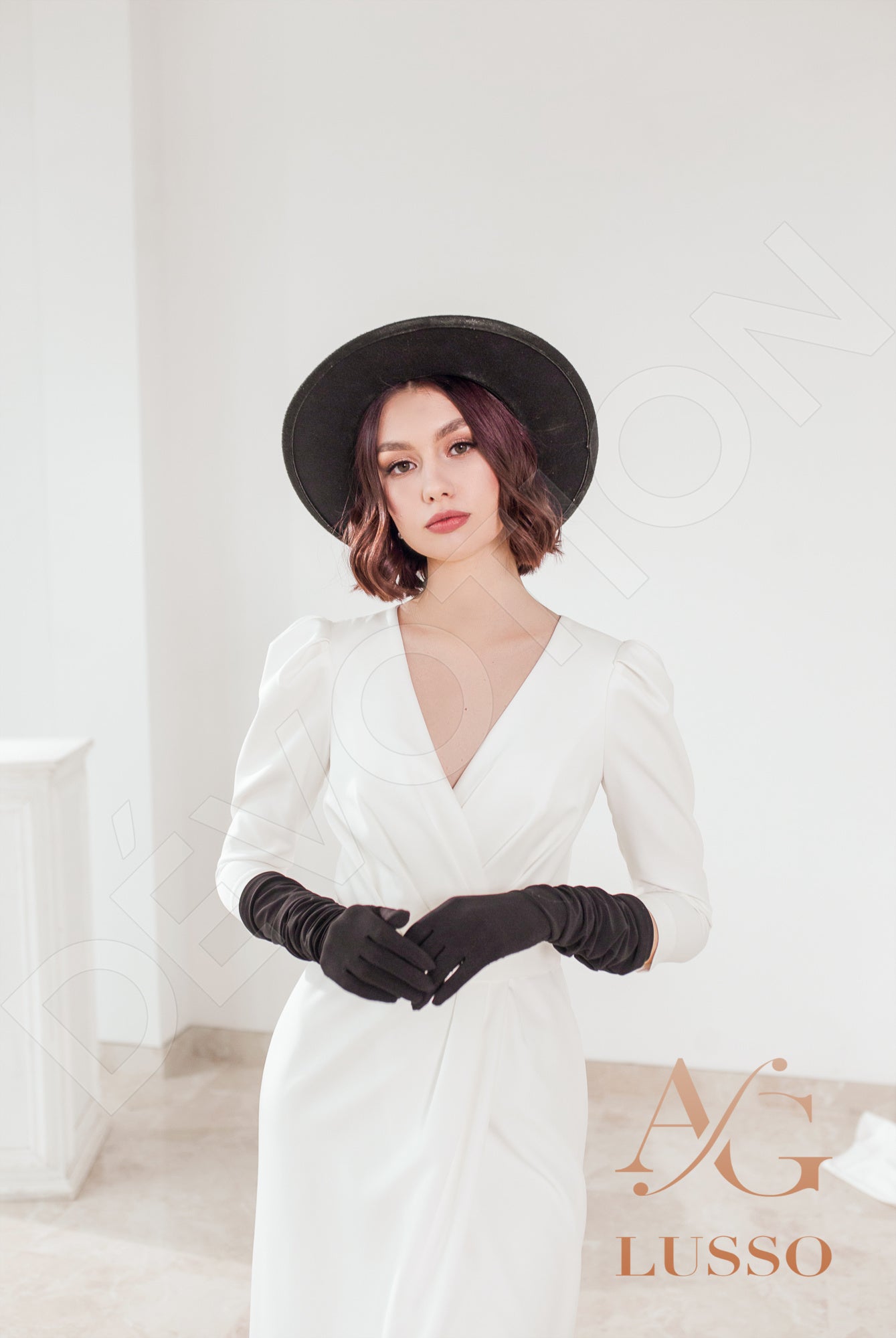 Paolle Full back Sheath/Column 3/4 sleeve Wedding Dress 6