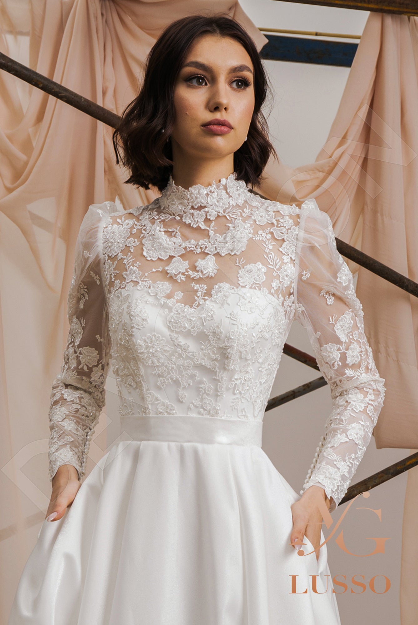 Janessa Full back A-line Long sleeve Wedding Dress 2
