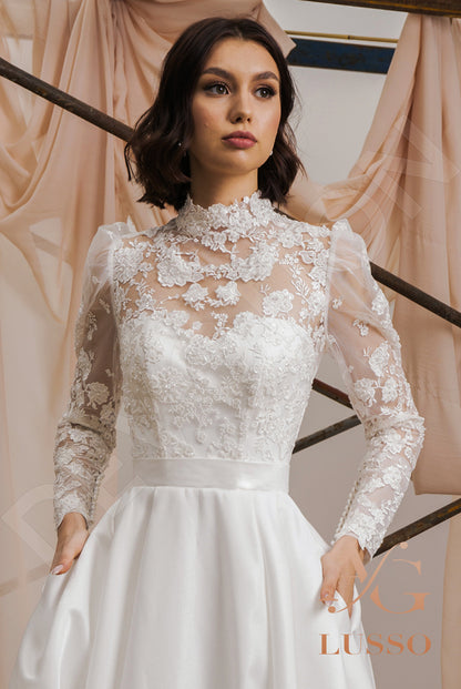 Janessa Full back A-line Long sleeve Wedding Dress 2