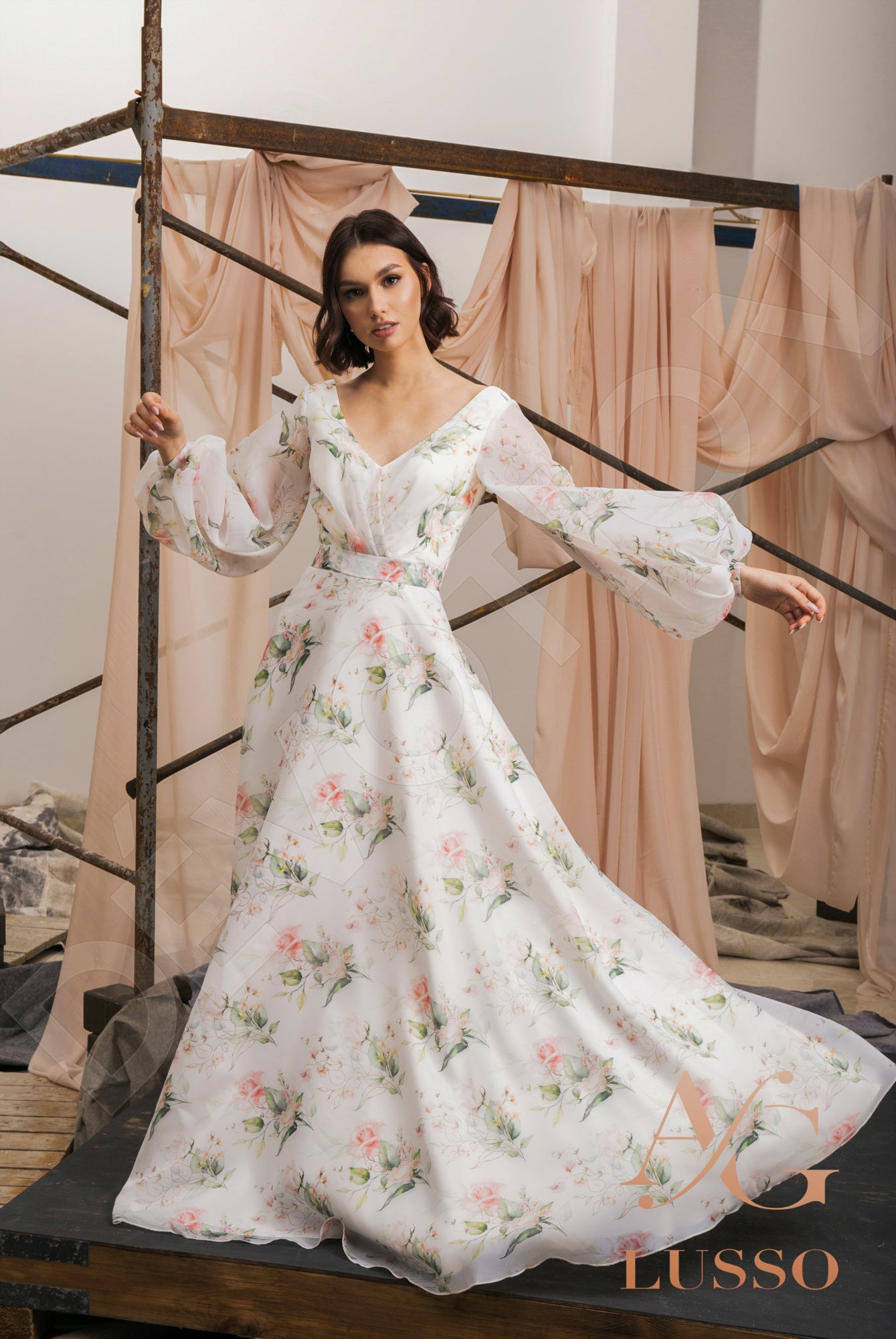 Rosalita Open back A-line Long sleeve Wedding Dress 4