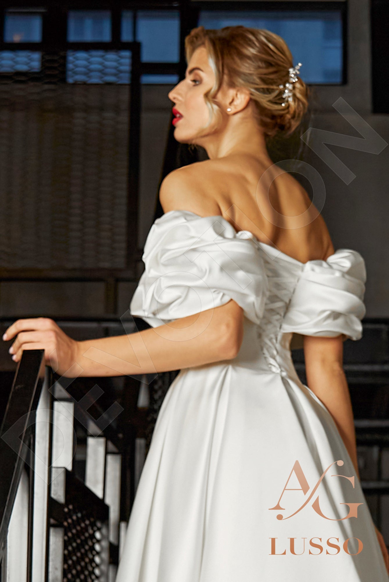 Audrey A-line Off-shoulder/Drop shoulders Ivory Wedding dress