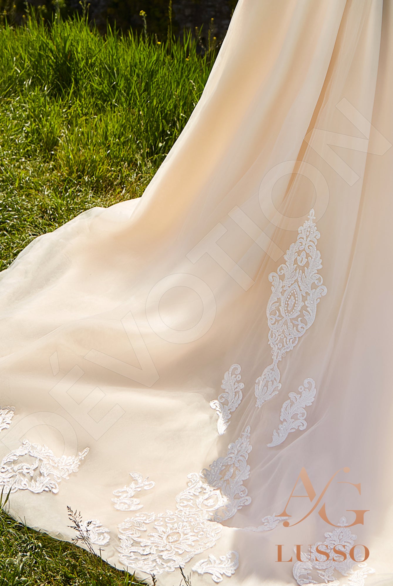 Faize Open back A-line Straps Wedding Dress 4