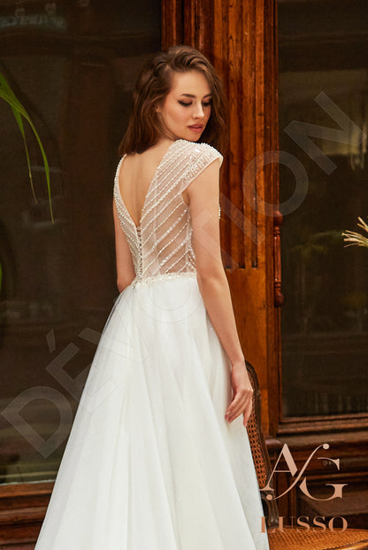 Aile Open back A-line Short/ Cap sleeve Wedding Dress 3