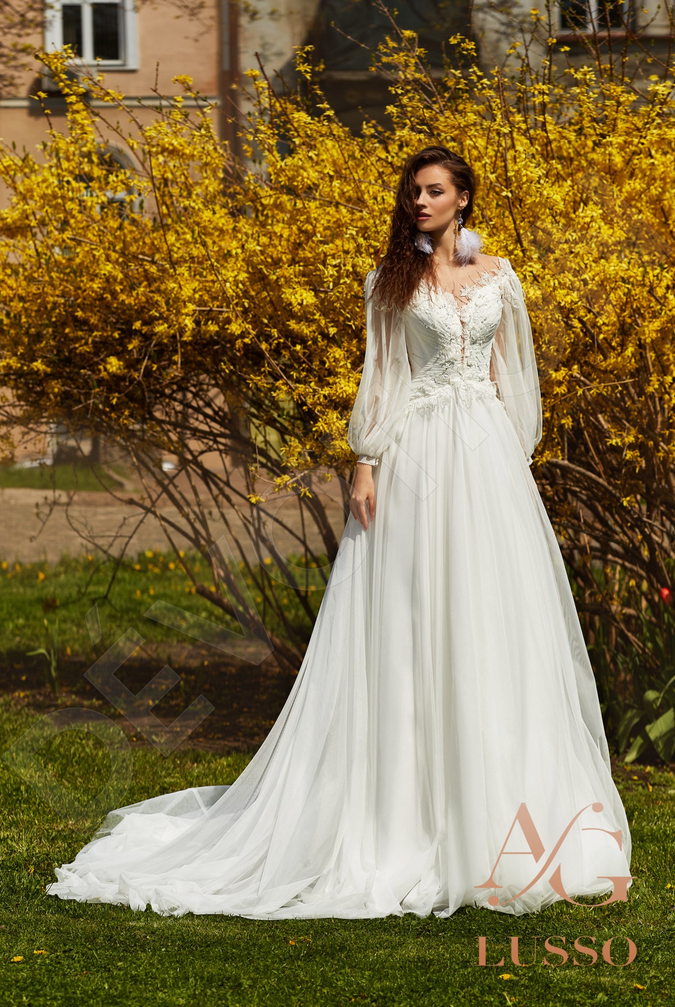 Reshmina A-line Illusion Milk Wedding dress
