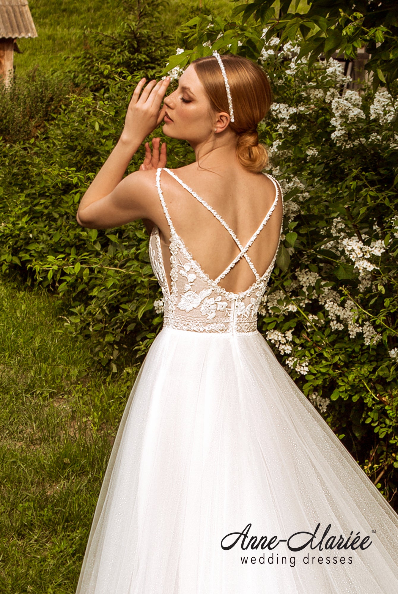 Irmana A-line Deep V-neck Ivory Wedding dress