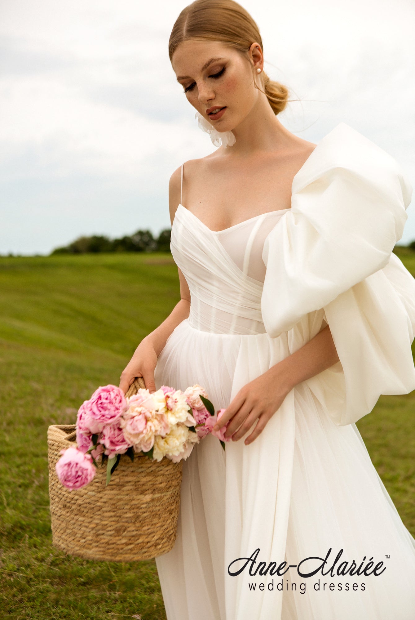 Luiza Open back A-line Straps Wedding Dress 2
