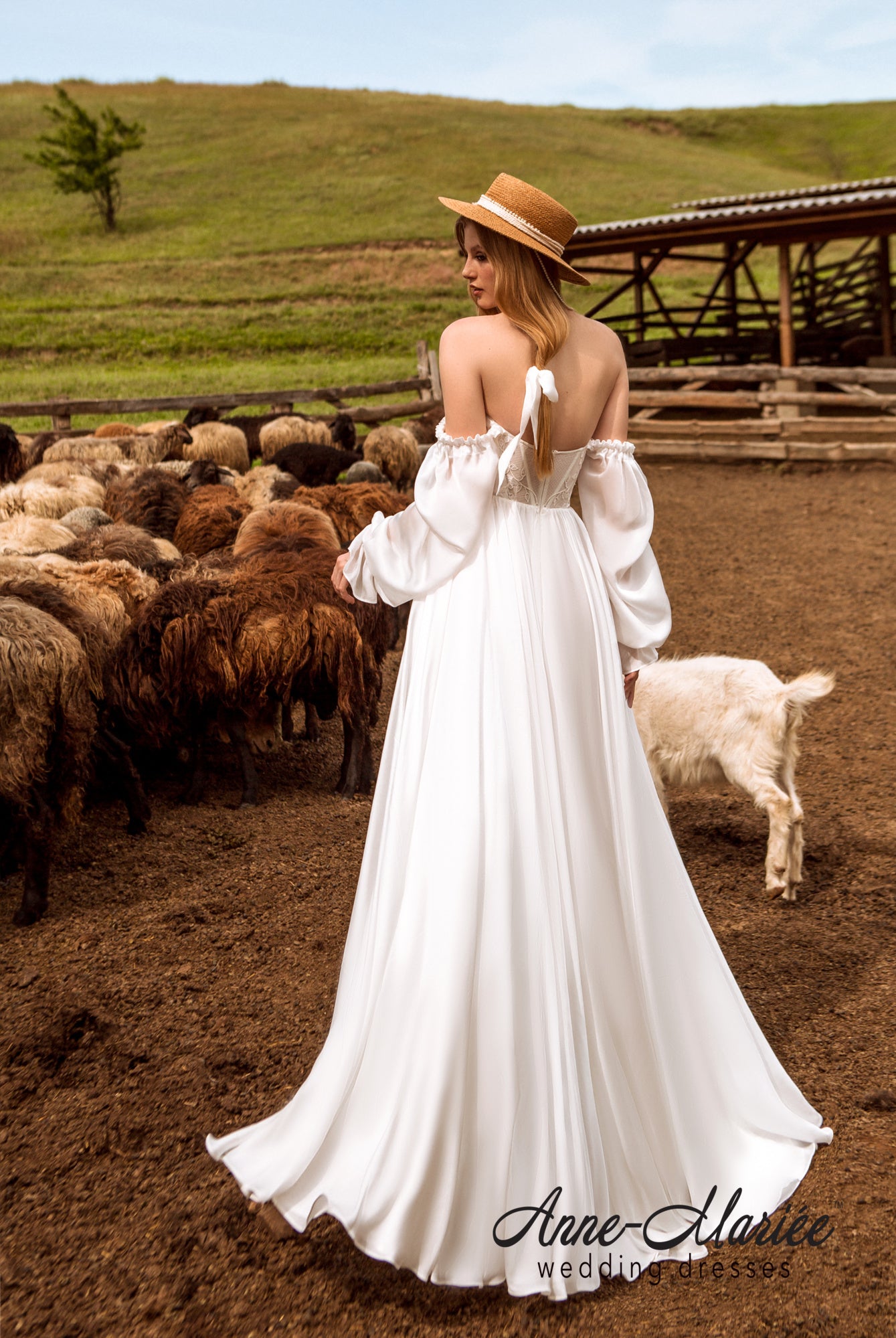 Nelly Open back A-line Strapless Wedding Dress Back