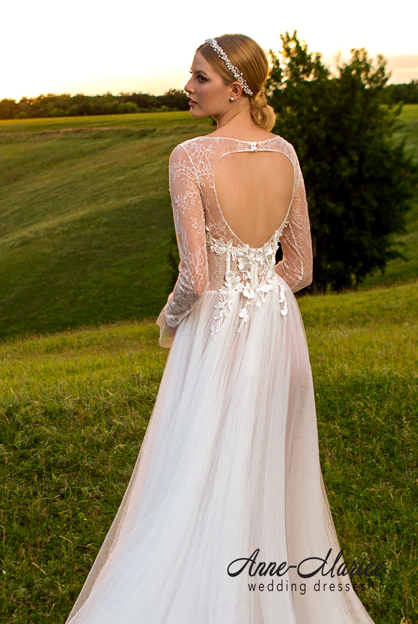 Odail A-line V-neck Ivory Wedding dress