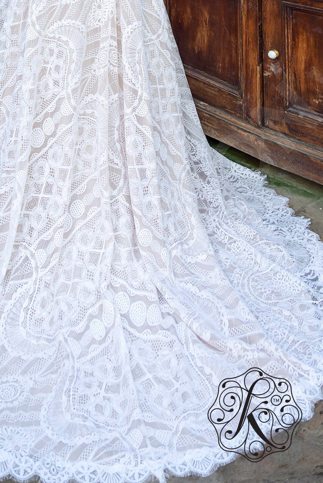 Eros A-line Boat/Bateau Vanilla Wedding dress