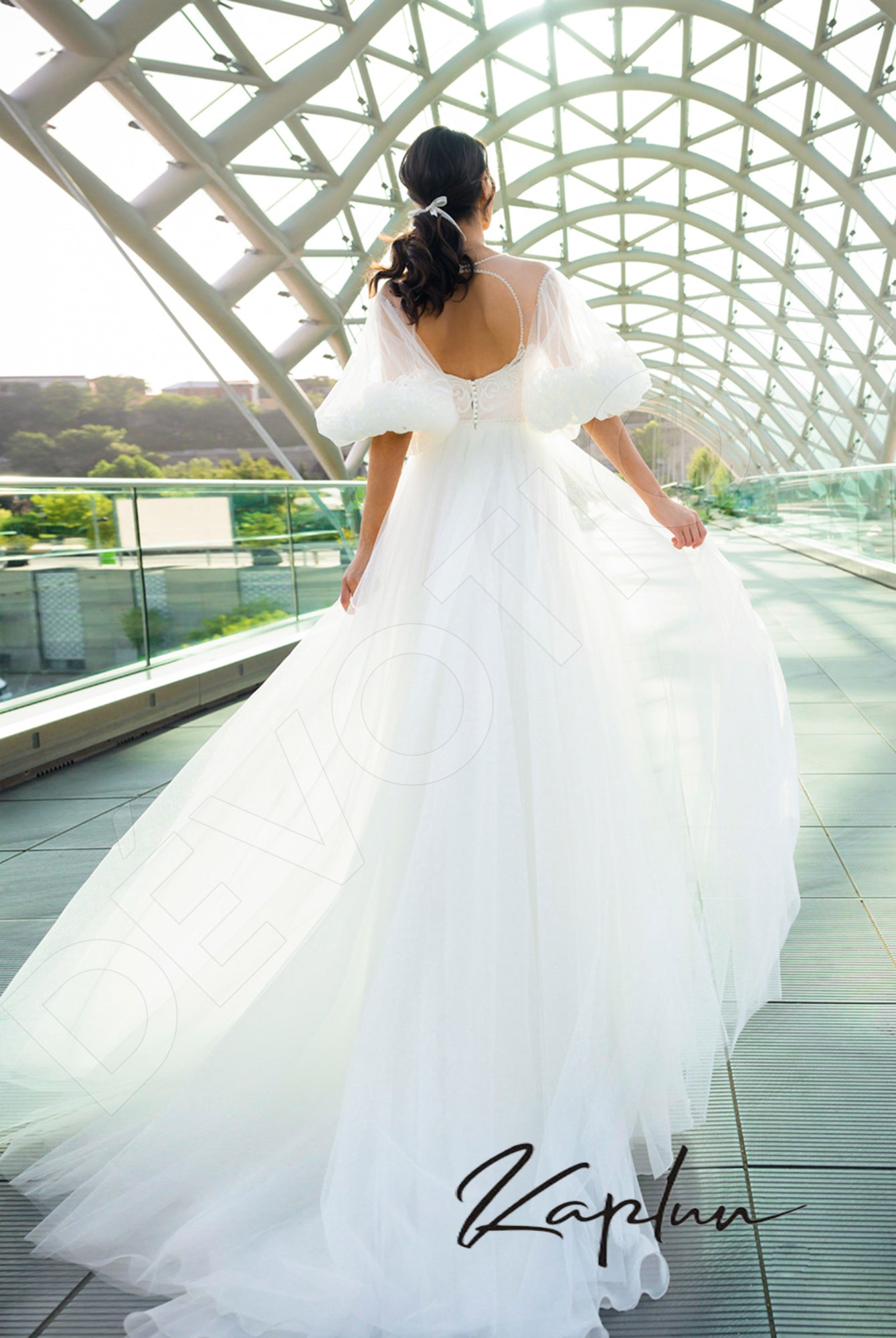 Enton Open back A-line 3/4 sleeve Wedding Dress Back