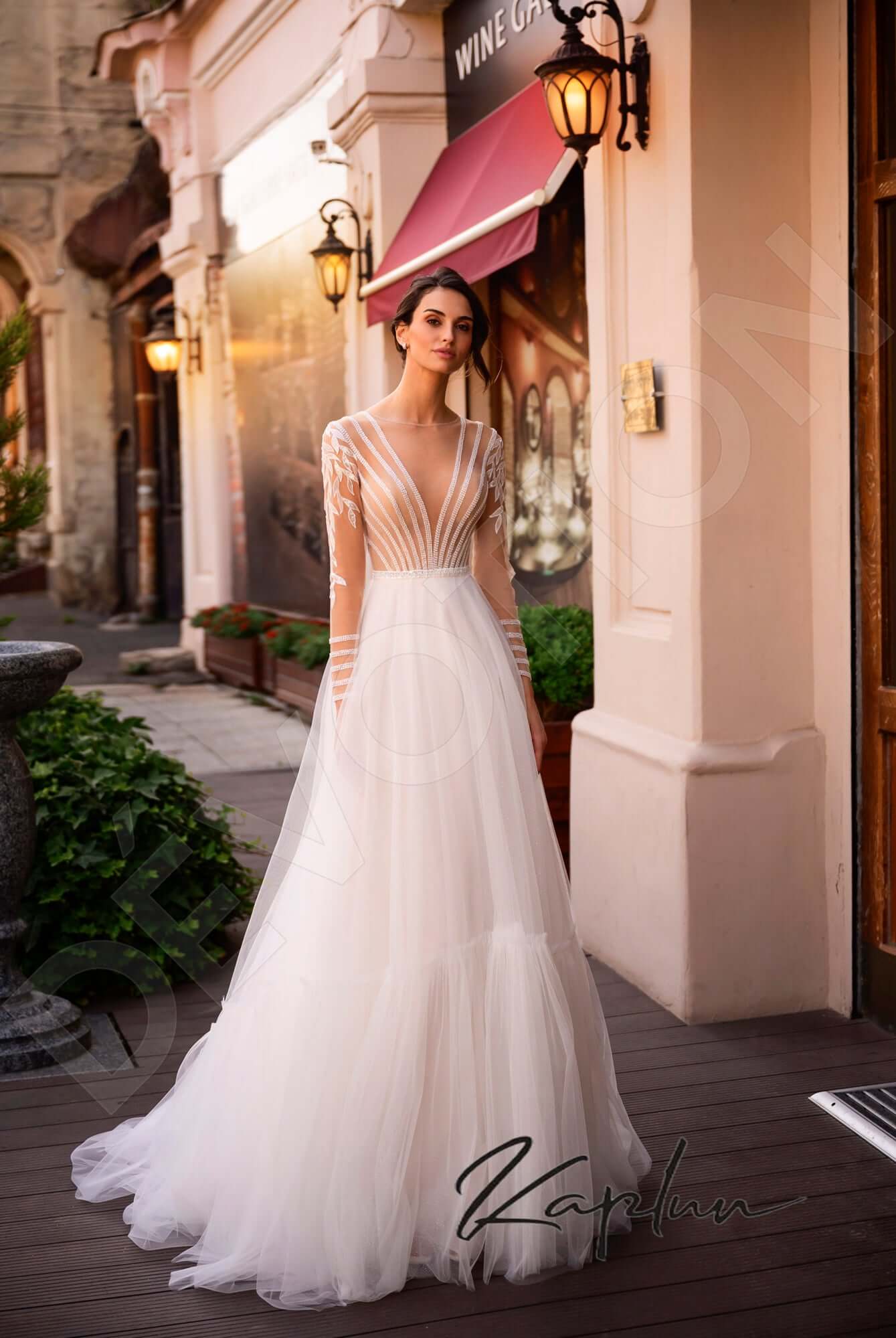 Ismana A-line Illusion Vanilla Wedding dress